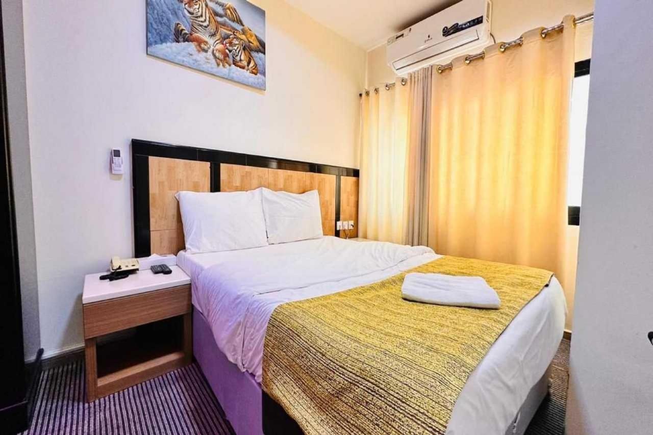 Sharjah Plaza Hotel エクステリア 写真